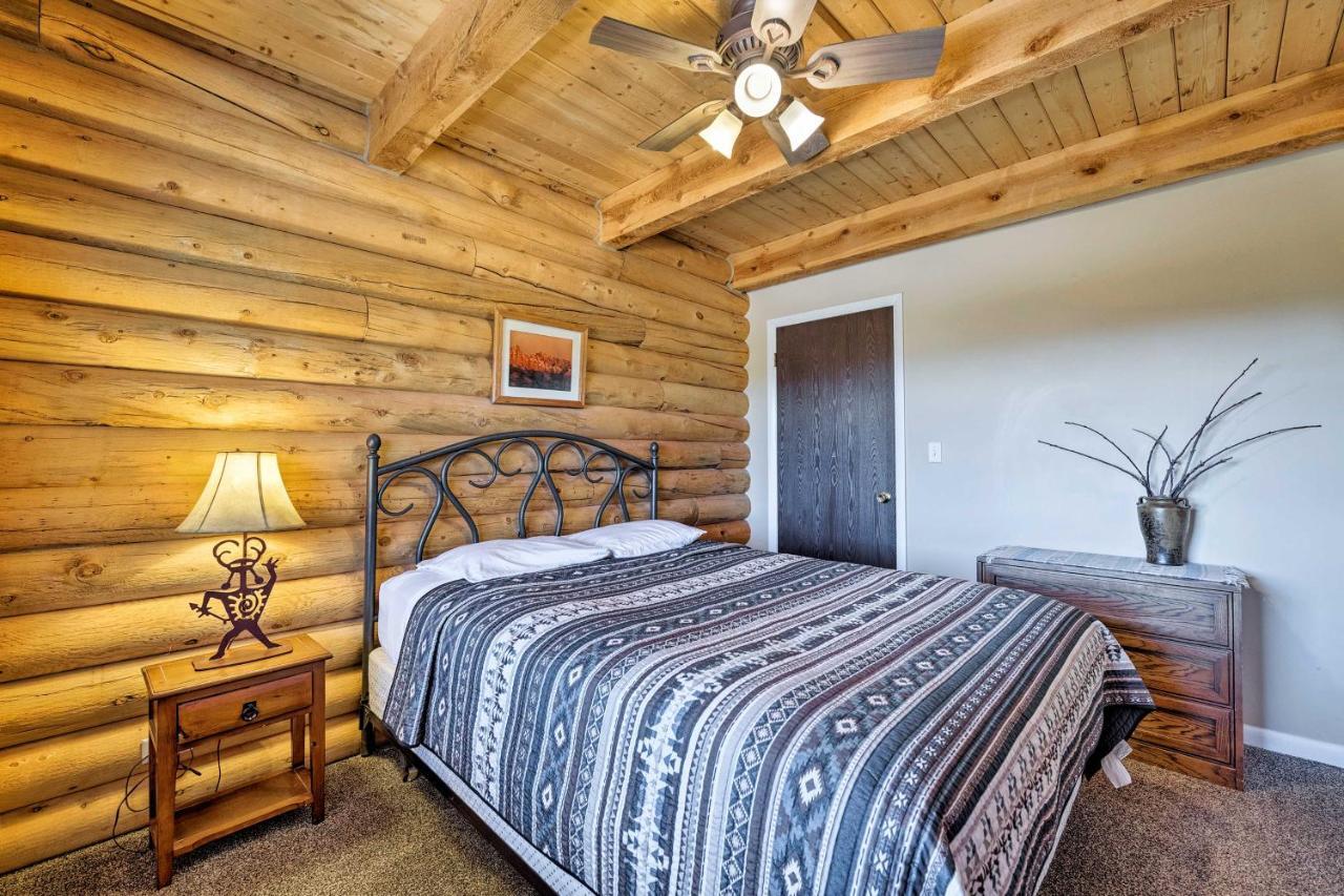 Cabin With Fire Pit, Views And Bbq 18 Mi To Moab! Экстерьер фото